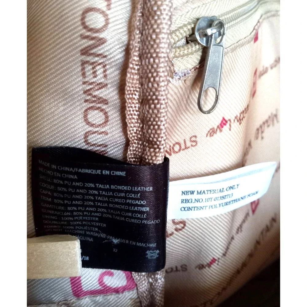 Stone Mountain heart printed backpack